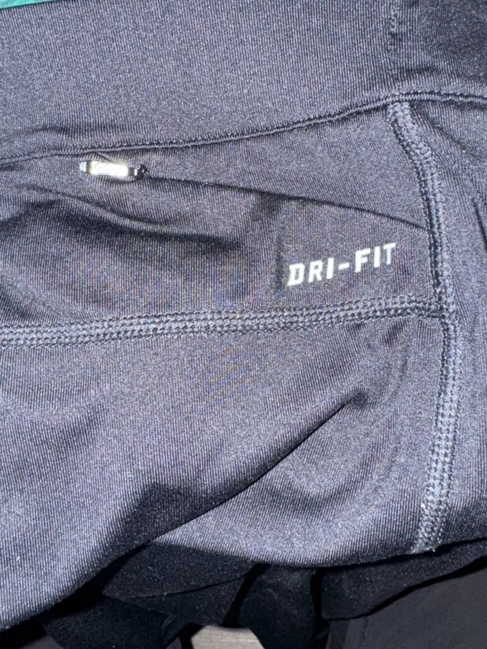 Nike Dri-Fit Black Activewear Leggings L Polyester/Spandex Mesh Panels Womens - Picture 12 of 12